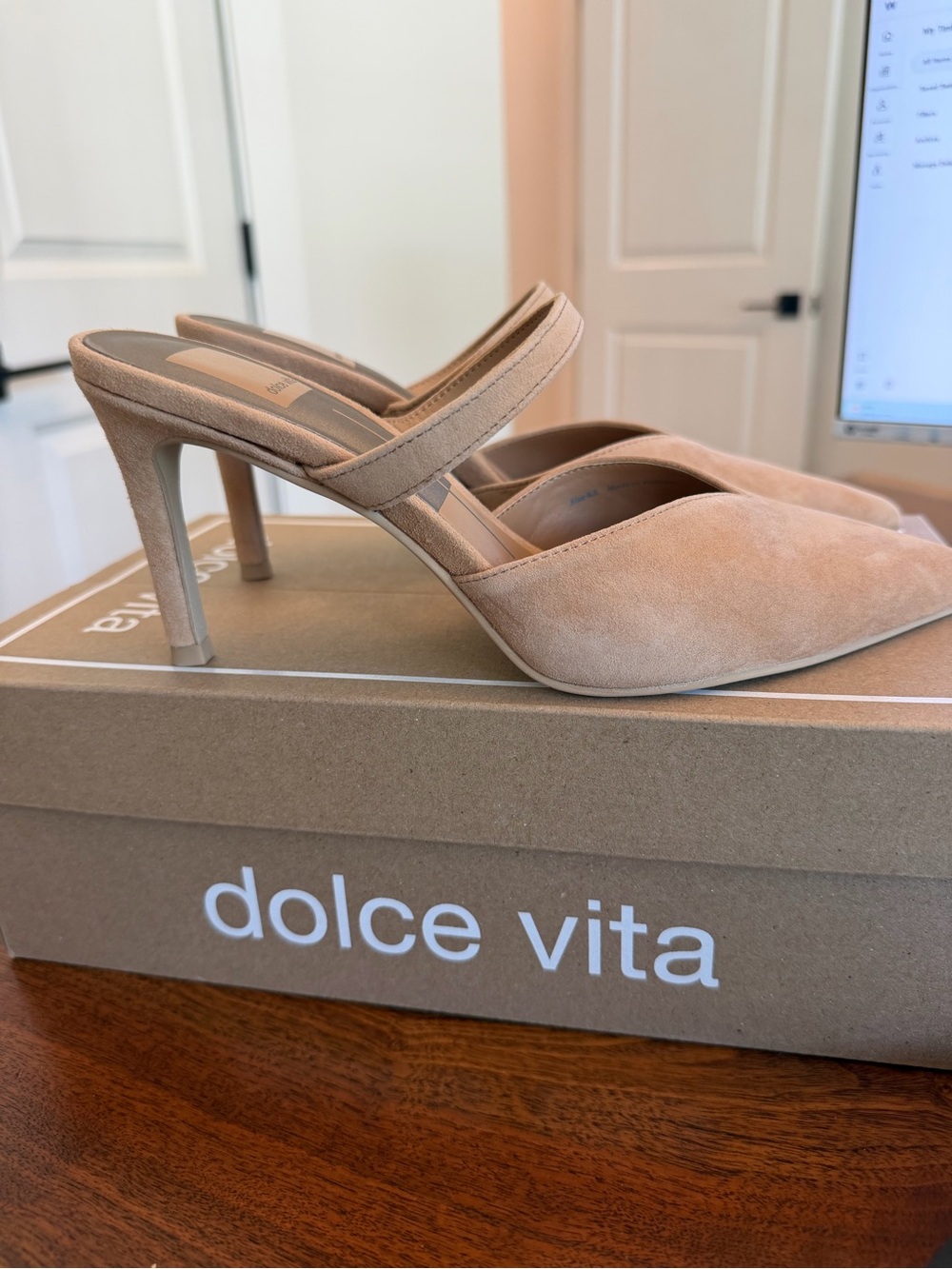NEW Dolce Vita Kanika Tan Suede Pointed Toe Heels Size 6.5